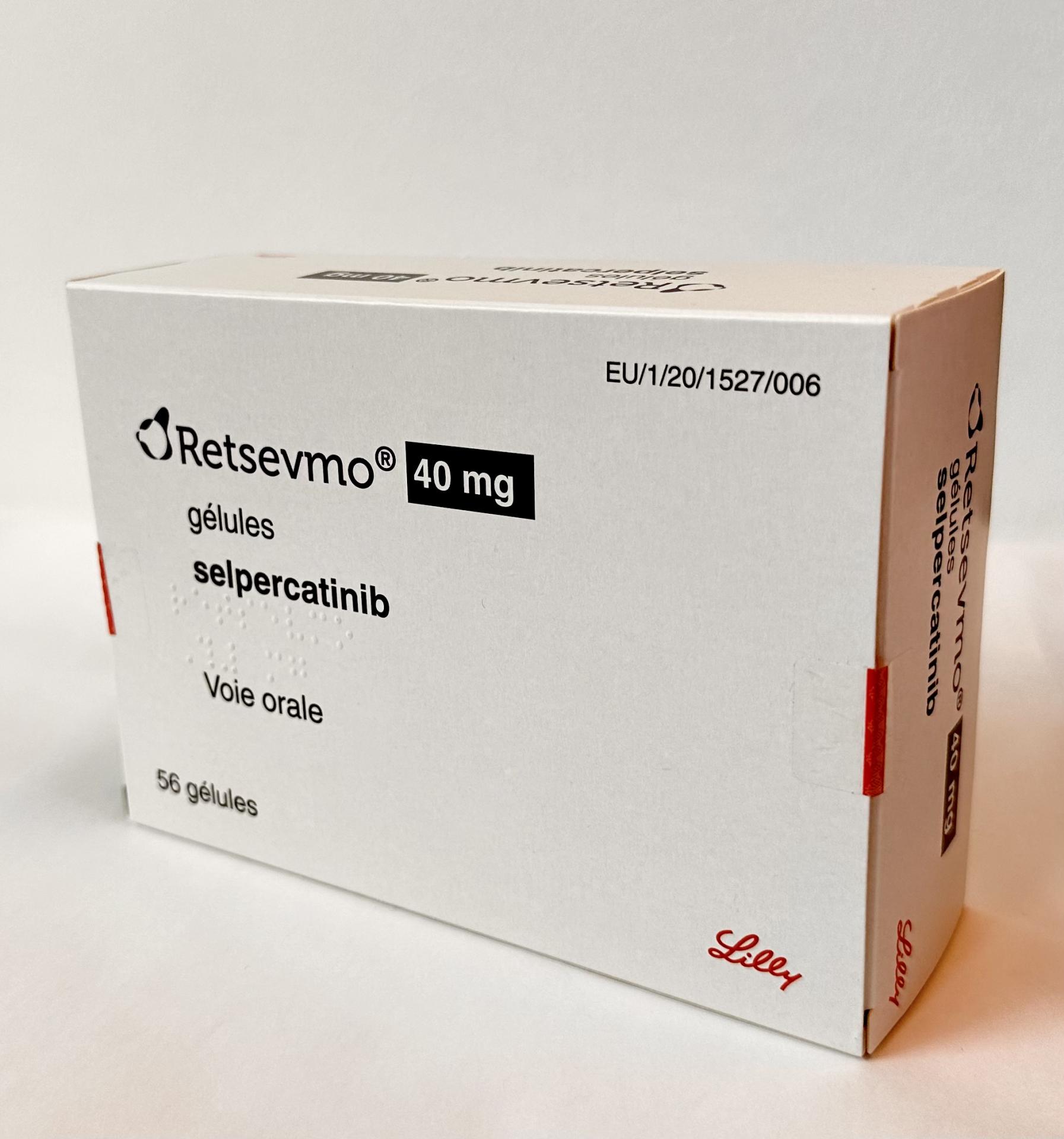 Photo de conditionnement <span class='vidalbox-gamme-product'>(RETSEVMO 40 mg gél)</span>