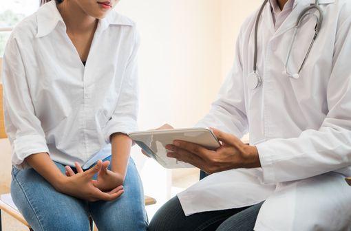 IVG médicamenteuse : la consultation de contrôle est indispensable et obligatoire.