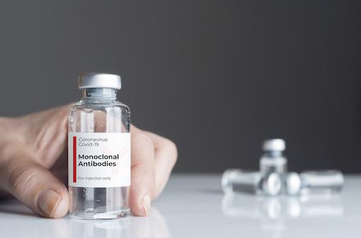 Deux des trois anticorps monoclonaux contre la Covid-19 sont désormais sans efficacité.